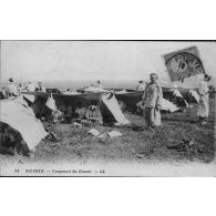 94. Bizerte. Campement des Zouaves. LL. [légende d'origine]