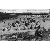 Guerre 1914 1916. 41. Bizerte. Le Camp Serbe. Une Compagnie au repos. [légende d'origine]