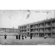 108. Bizerte. Casernes des Zouaves. ND Phot. [légende d'origine]