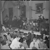 Alger. Réunion des Saint-Maxentais d'Alger. Discours d'une autorité militaire.