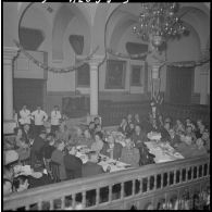 Alger. Réunion des Saint-Maxentais d'Alger. Discours d'une autorité militaire.