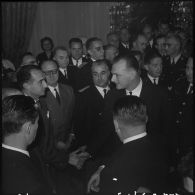 Oran. Préfecture. Présentation des corps constitués à Paul Delouvrier et au général Challe.