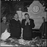 Oran. Réception à l'hôtel de ville. Paul Delouvrier après son discours.