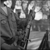 Fusil tchèque récupéré en grande partie par la 6e compagnie du 2e régiment étranger d'infanterie (REI).