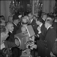 Oran. Réception des corps constitués dans les salons de la préfecture.