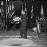 Oran. Michel Debré au monument aux morts.