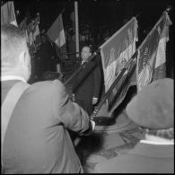 Oran. Michel Debré au monument aux morts.