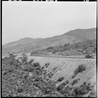 La nouvelle route dans les massifs des Traras.