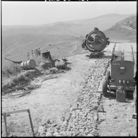 A Aïn Fakroun, située dans la wilaya de Oum El Bouaghi, le poste soutier du barrage est tenu par la 1ere batterie du 452e régiment du groupement d'artillerie anti-aérienne légère (452e GAAL).