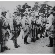 1165. Camp i. L[oys] Roux. 9 juillet 1917. [légende d'origine]