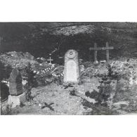 1518. Pasly. Côte 129. Cimetière allemand. 30 août [1918]. [légende d'origine]