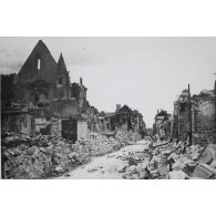 1527. Soissons. Rue S[ain]t Christophe. 9 septembre 1918. [légende d'origine]