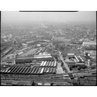 Saint-Ouen/Saint-Denis (93). Vue panoramique de Saint-Ouen à la limite de Saint-Denis.