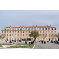 Une journée au lycée militaire d'Aix-en-Provence.