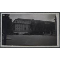 [Saigon. La place du théâtre].