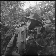 Transmissions d'informations par téléphone au cours de la prise de Sop Nao par des éléments de la colonne Vaudrey.