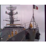 Remorquage de l'aviso-escorteur Balny (F729) et du pétrolier Punaruu (A632).