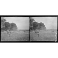 Melette (Marne). Centre d'entraînement des grenadiers d'élite. Un lance-flammes. [légende d'origine]