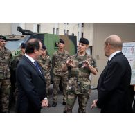 Présentation du dispositif Sentinelle par le gouverneur militaire de Paris.