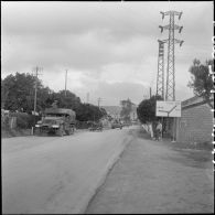 Progression d'un convoi en milieu urbain. [Description en cours]