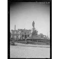 Sébastopol. Monument de l'Amiral [Kornilov]. [légende d'origine]