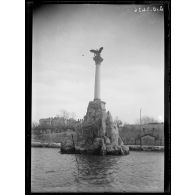 Sébastopol. Monument de la guerre 1854-55. [légende d'origine]