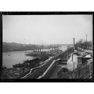 Sebastopol. La flotte russe enfermée dans le port. [légende d'origine]