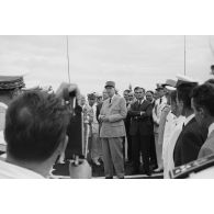 Discours du général Charles De Gaulle, président de la République, aux officiers et personnels civils présents à bord du croiseur De Grasse.