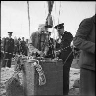 Semaine de l'aviation sur l'hippodrome de Vichy-Bellerive.