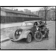 Les activités de la gendarmerie de l'air à Balard et route d'Auteuil.