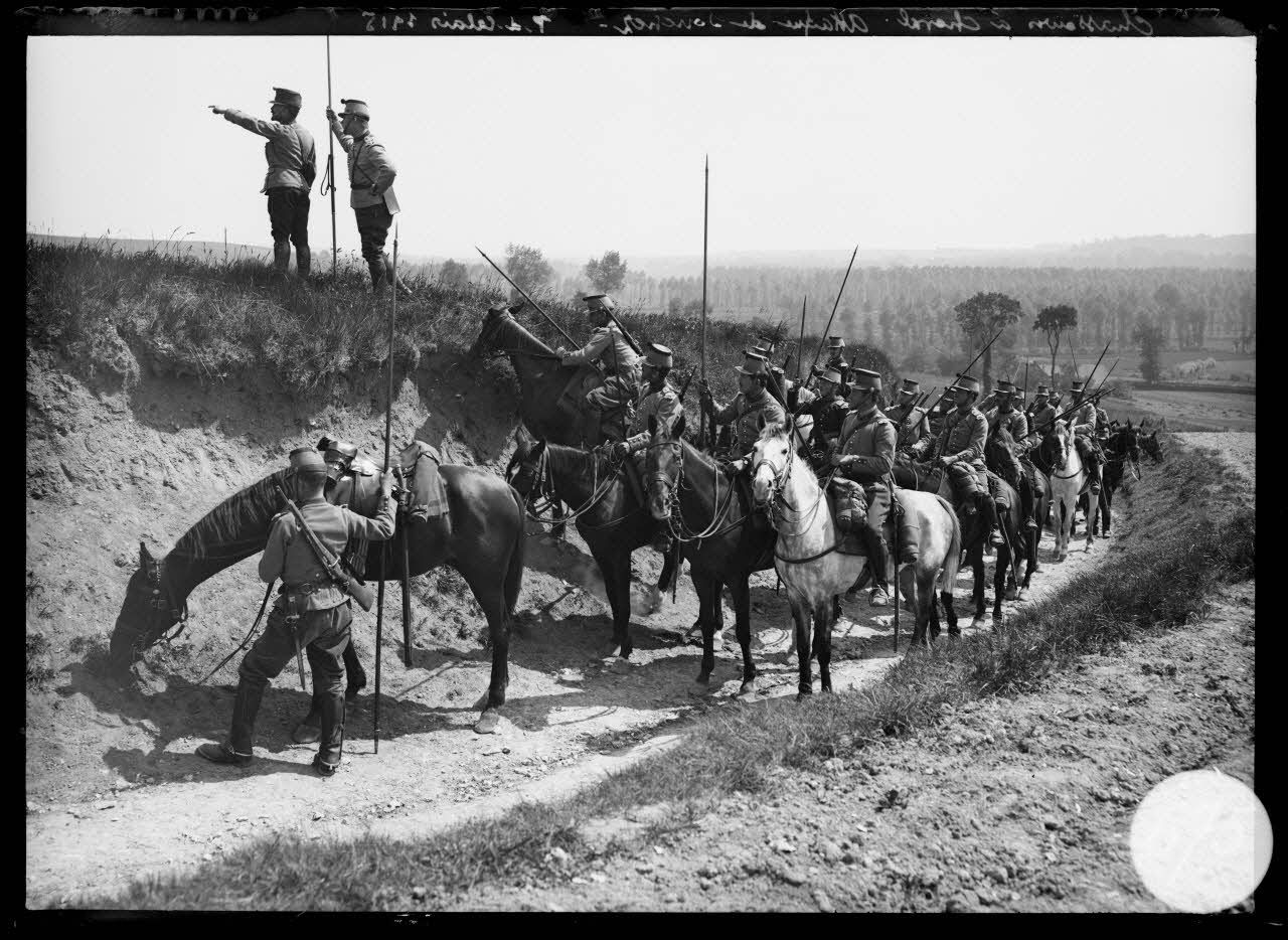 CDV FROBERT à Lille - Militaire 19ème Chasseurs à Cheval Avec Sabre - Réf D33