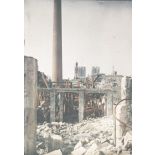 Les ruines de l'usine Margotin, 14 rue des Trois-Raisinets. [légende d'origine]