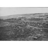 V2669 / 10. Nord de cachy (Somme). Nos morts du 8ème zouaves enterrés sur le champ de bataille.