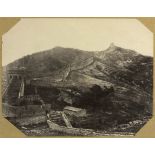 [Chine, 1876. La grande muraille aux environs de Pékin].