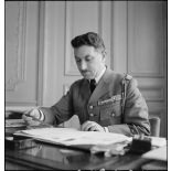 Portrait du général de division Odilon Picquendar (ou Piquendar selon les sources), chef d'état-major de l'armée de terre de juillet 1940 à l'été 1942.