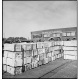 Caisses de pain de guerre de l'armée française à Flessingue.