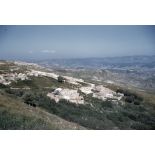 [Algérie, 1956-1958. Un village en montagne.]