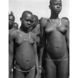 République unie du Cameroun, région Diamaré, subdivision de Yagoua, 1949. Jeunes filles Massa.