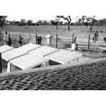 République du Mali, 1979. Station de pompage solaire dans un village de la région de San.