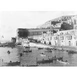 Ile de Malte. La Valette. Le château et le port. [légende d'origine]
