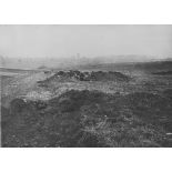 V2666 / 32. Vue de Villers Bretonneux prise de nos premières lignes. [légende d'origine]