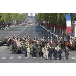 Descente du VLRA du président de la République et du CEMA,  lors de la cérémonie du 14 juillet 2011.