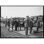 Audruicq (Pas-de-Calais). Mr. Briand visite les chantiers de construction de locomotives et de matériel anglais. 25-6-16. [légende d'origine]