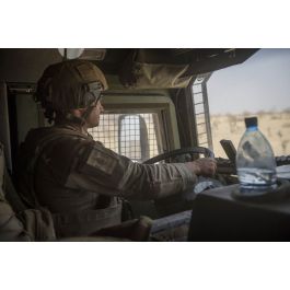 Porteur polyvalent logistique avec dispositif de protection | Ministère des Armées et des Anciens combattants