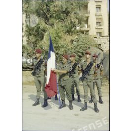 Figurine CBG Mignot de drapeau de l'infanterie de marine. - Maquettes