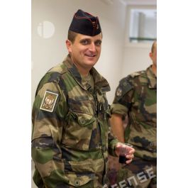 ImagesDéfense - Un officier du 3e régiment d'artillerie de marine (3e ...
