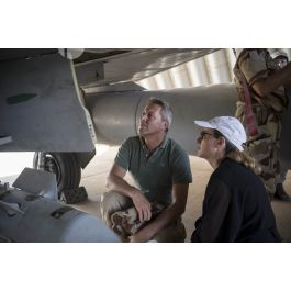 ImagesDéfense Les députés Philippe MichelKleisbauer et Patricia