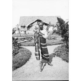 ImagesDéfense Imahaka. Betroka. [légende d'origine]