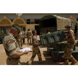 ImagesDéfense Des légionnaires du 2e régiment étranger d'infanterie