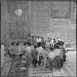 ImagesDéfense Visite au musée de Djemila.